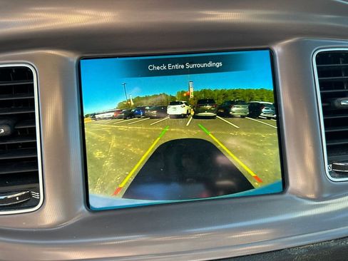 Used 2023 Dodge Charger SXT image 29