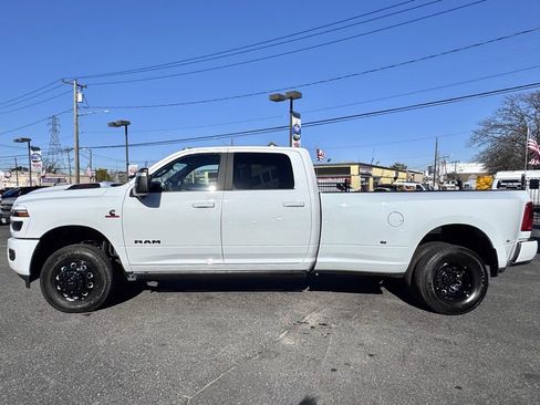 New 2025 RAM 3500 Laramie image 4