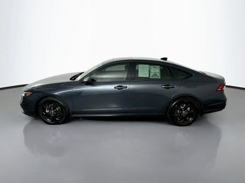 Used 2025 Honda Accord SE image 4