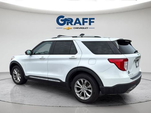 Used 2021 Ford Explorer Limited w/ Equipment Group 301A AWD/4WD image 4