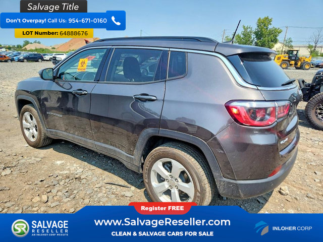 Used 2020 Jeep Compass Latitude w/ Popular Equipment Group AWD/4WD image 3