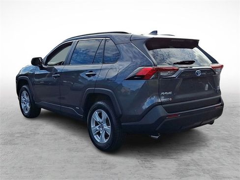 Certified 2020 Toyota RAV4 LE image 4