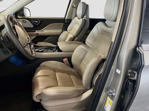 Used 2023 Lincoln Aviator Reserve w/ Equipment Group 201A AWD/4WD image 21