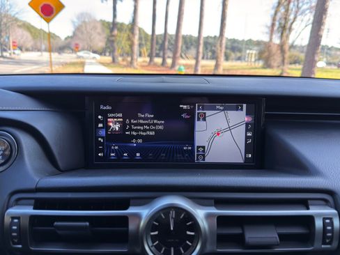 Used 2022 Lexus RC 350 F Sport image 3