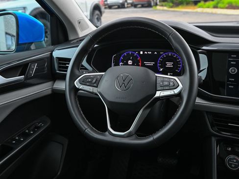 Used 2022 Volkswagen Taos SEL AWD/4WD image 30