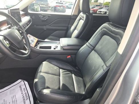 Certified 2023 Lincoln Aviator Reserve w/ Jet Package AWD/4WD image 6