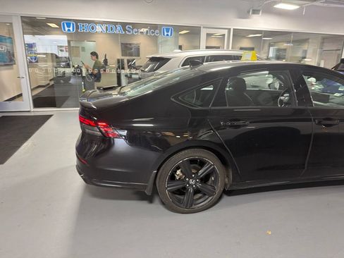 Used 2024 Honda Accord Sport image 19