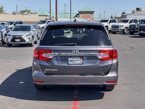 Used 2019 Honda Odyssey EX-L image 3