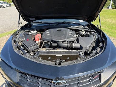 Used 2020 Chevrolet Camaro LT w/ RS Package RWD image 23