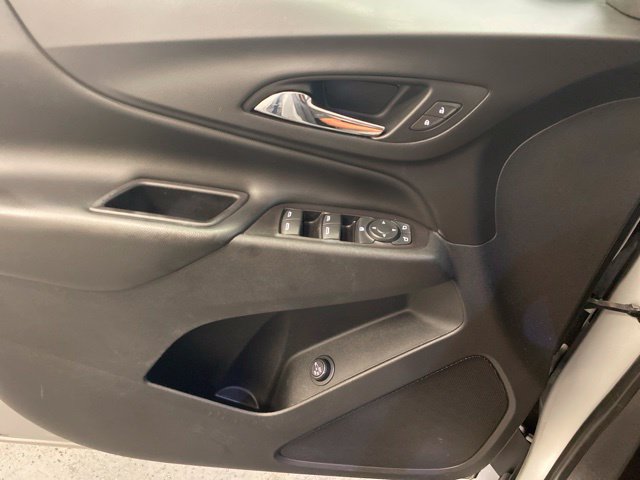 Used 2020 Chevrolet Equinox LT w/ Driver Convenience Package AWD/4WD image 17