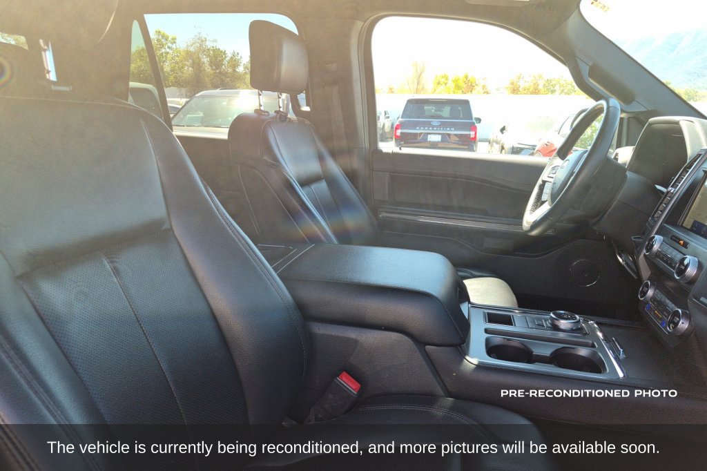 Used 2020 Ford Expedition Max XLT w/ Equipment Group 202A RWD image 15