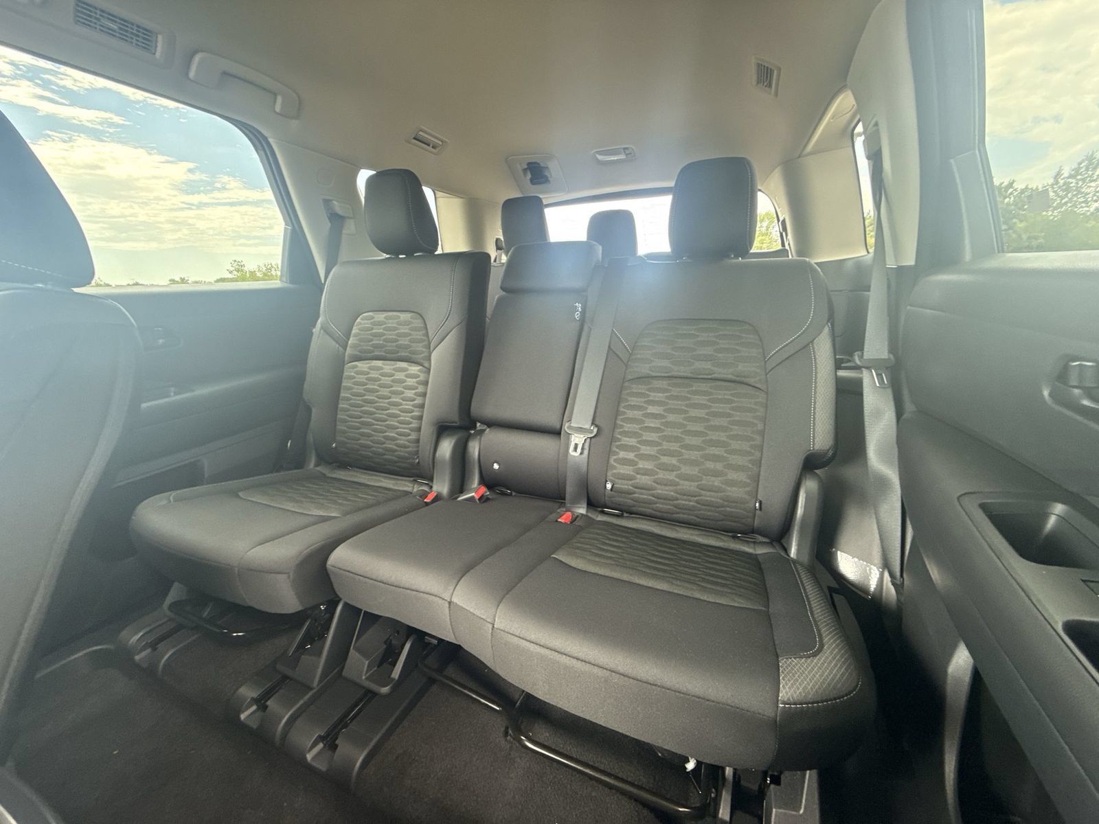 Certified 2026 Nissan Pathfinder SV AWD/4WD image 18
