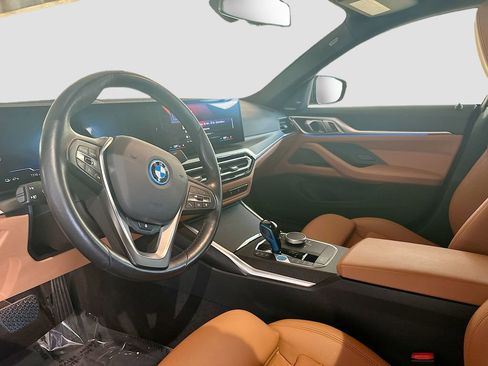 Certified 2023 BMW i4 eDrive35 w/ Premium Package RWD image 9