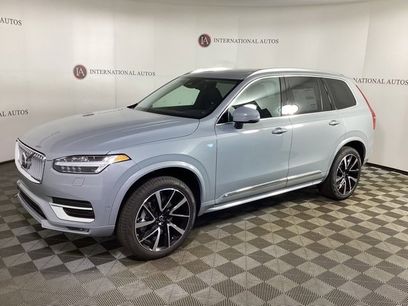 New 2025 Volvo XC90 B6 Plus w/ Protection Package Premier