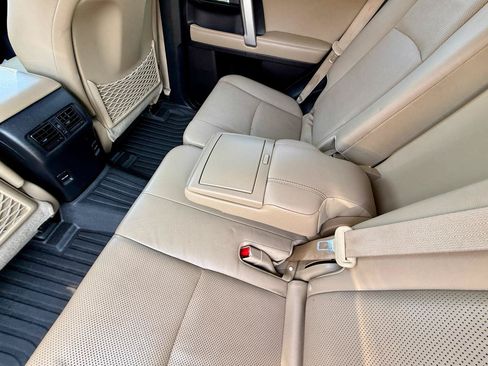 Used 2014 Toyota 4Runner Limited AWD/4WD image 39