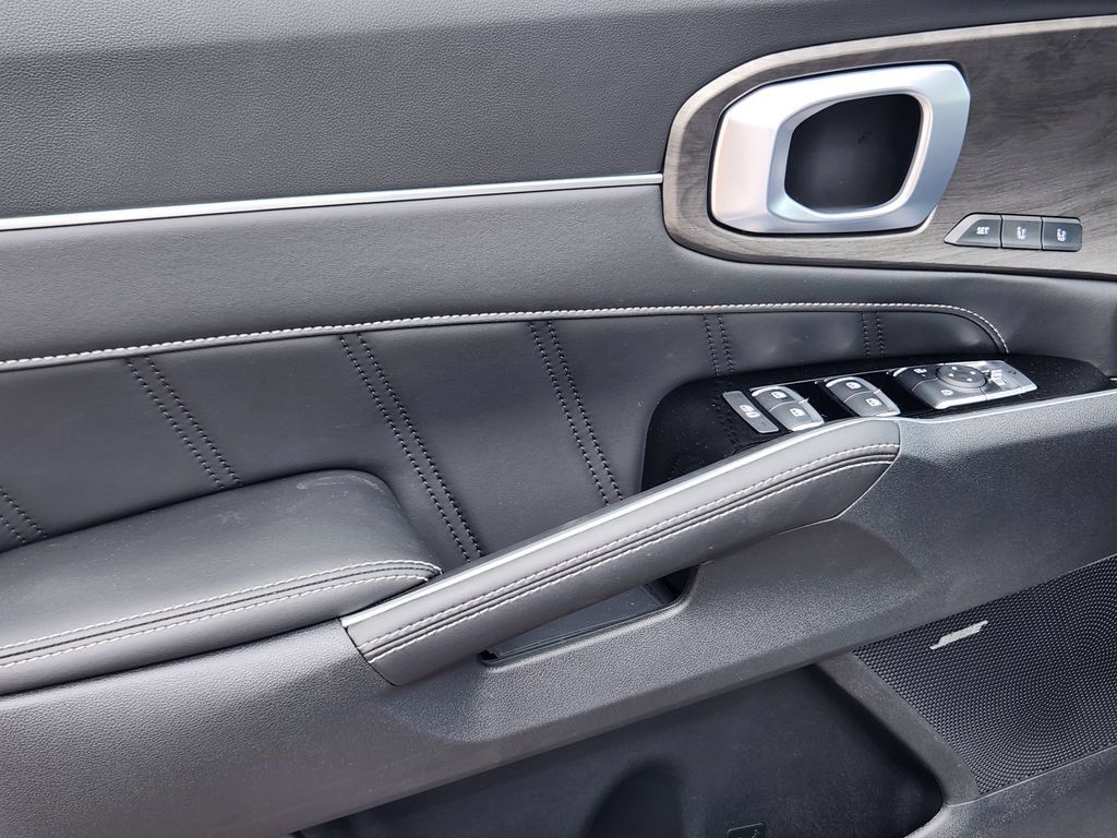 New 2026 Kia Sorento SX Prestige AWD/4WD image 8