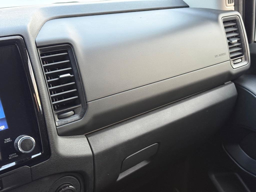 Used 2024 Nissan Frontier S w/ Technology Package RWD image 24