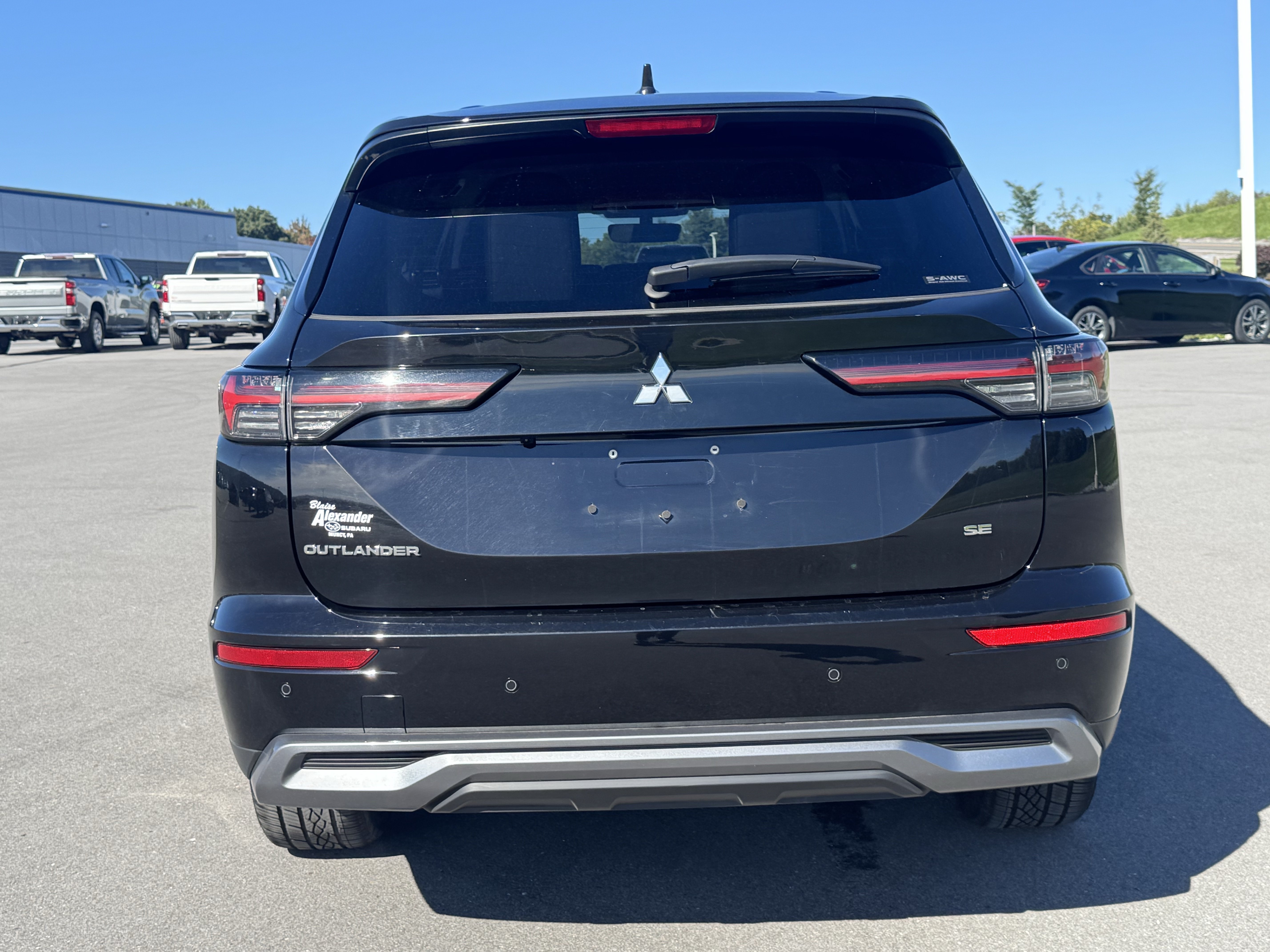 Used 2025 Mitsubishi Outlander SE AWD/4WD image 6
