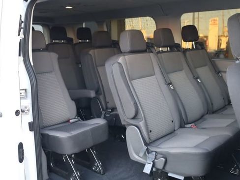 Used 2023 Ford Transit 350 XLT image 26