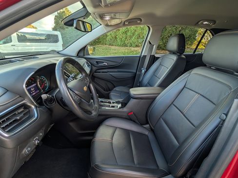 Used 2022 Chevrolet Equinox Premier image 10