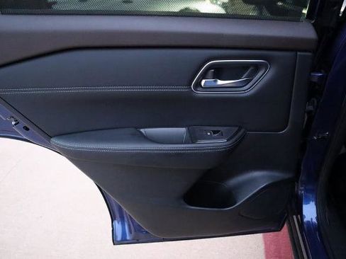 Certified 2023 Nissan Rogue Platinum w/ Platinum Premium Package image 13