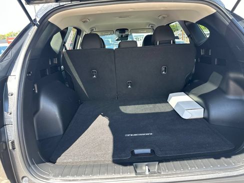 Used 2022 Hyundai Tucson SEL AWD/4WD image 24