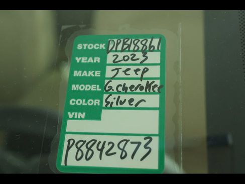 Used 2023 Jeep Grand Cherokee L Limited w/ Trailer Tow Group (B) AWD/4WD image 34