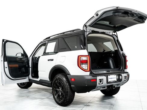 Certified 2025 Ford Bronco Sport Outer Banks w/ Sasquatch Outer Banks Package AWD/4WD image 11