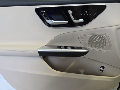 New 2026 Mercedes-Benz C 300 Sedan image 27