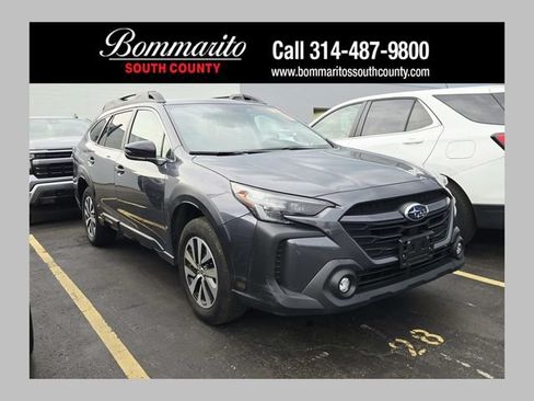 Used 2024 Subaru Outback Premium AWD/4WD image 1