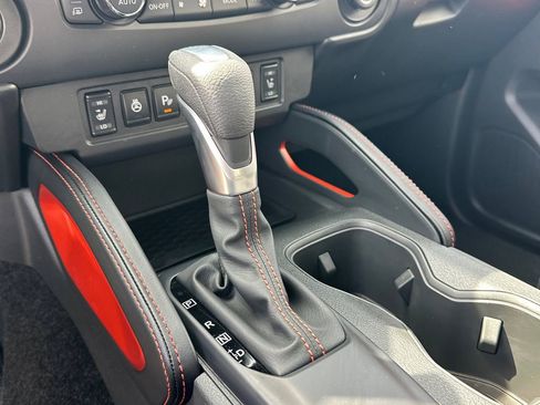 Used 2026 Nissan Frontier Pro-X w/ Pro-X Convenience Package image 31