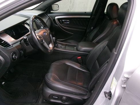 Used 2013 Ford Taurus SEL FWD image 12