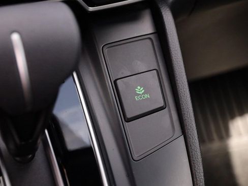 Used 2019 Honda CR-V EX image 18