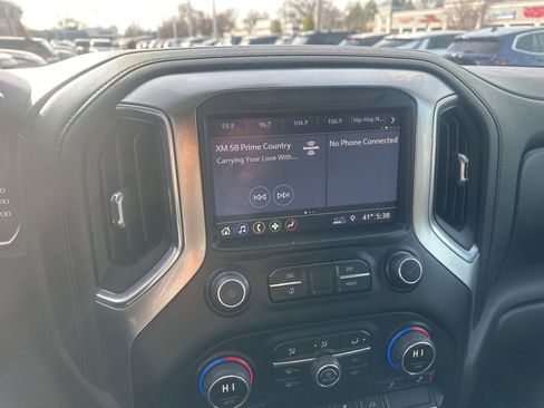 Used 2019 Chevrolet Silverado 1500 RST image 23