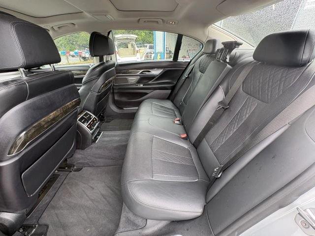 Used 2017 BMW 750i xDrive AWD/4WD image 15