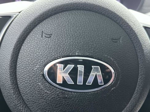 Used 2020 Kia Optima SX image 27