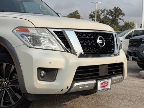 Used 2017 Nissan Armada Platinum w/ Interior Lighting Package RWD image 3