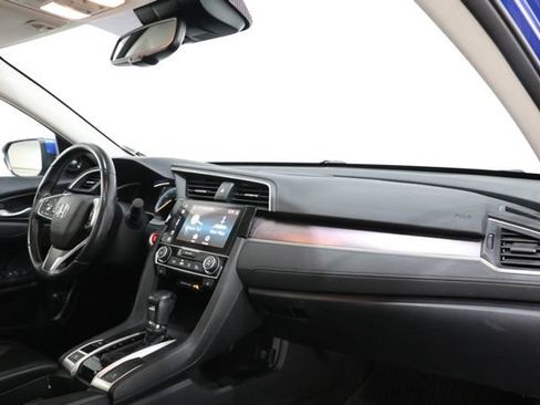 Used 2017 Honda Civic Touring image 16
