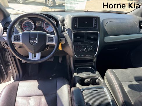 Used 2018 Dodge Grand Caravan GT image 11