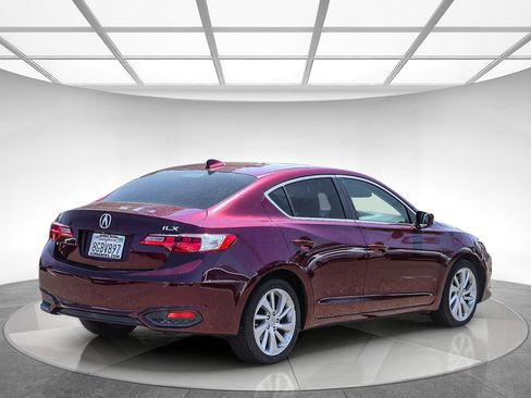 Used 2016 Acura ILX FWD image 3