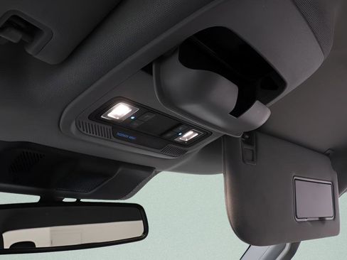 Used 2023 Ford F350 XLT image 16