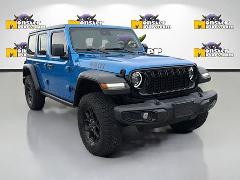 Used 2024 Jeep Wrangler Unlimited Sport AWD/4WD image 3