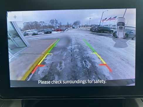 Used 2023 Ford Explorer XLT w/ Equipment Group 202A image 25