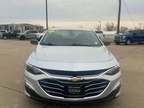 Used 2020 Chevrolet Malibu LS image 1
