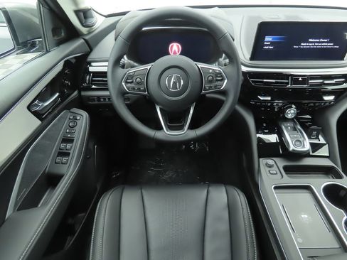 Used 2026 Acura MDX w/ Technology Package FWD image 11