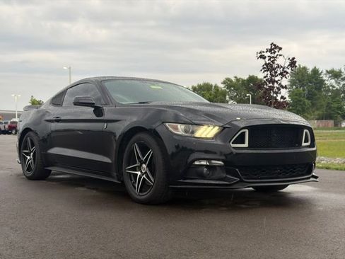 Used 2017 Ford Mustang Premium RWD image 1