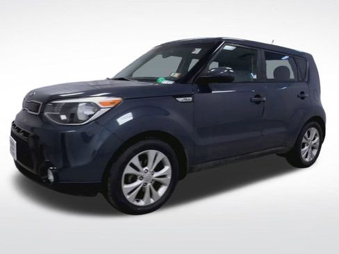 Used 2016 Kia Soul + image 4