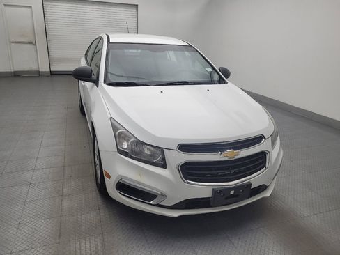 Used 2016 Chevrolet Cruze LS FWD image 14