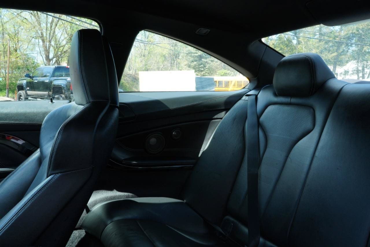 Used 2016 BMW M4 Coupe w/ Executive Package RWD image 46