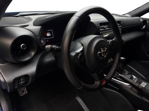Used 2023 Toyota GR86 Premium RWD image 44